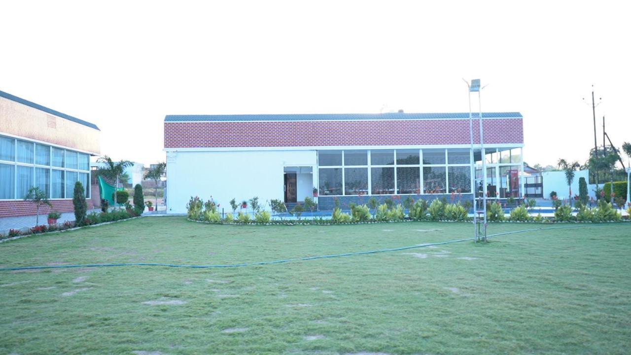 The Kamoda Resort Ambikāpur 외부 사진